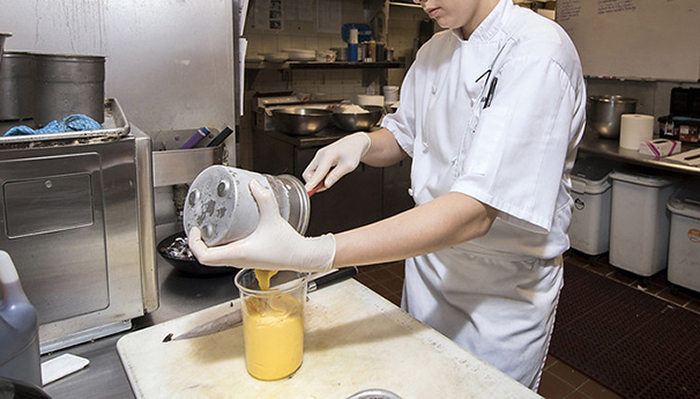 30 People Reveal Industry Secrets About Their Jobs That Common People Aren’t Supposed To Know