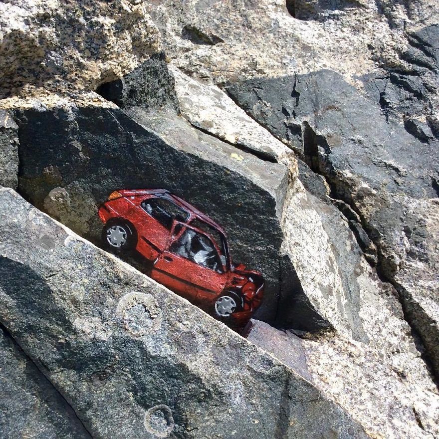 Street-Art-Graffiti-Interacts-With-Surroundings-Jps-Jamie-Paul-Scanlon