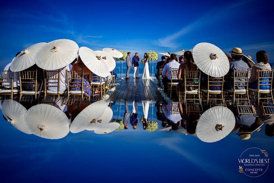 This Clean And Clever Smart Phone Reflection Frame By Two Mann Studios