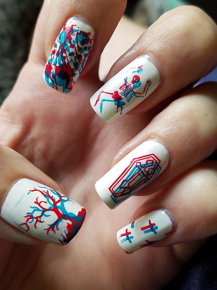 Creative-Halloween-Nail-Ideas