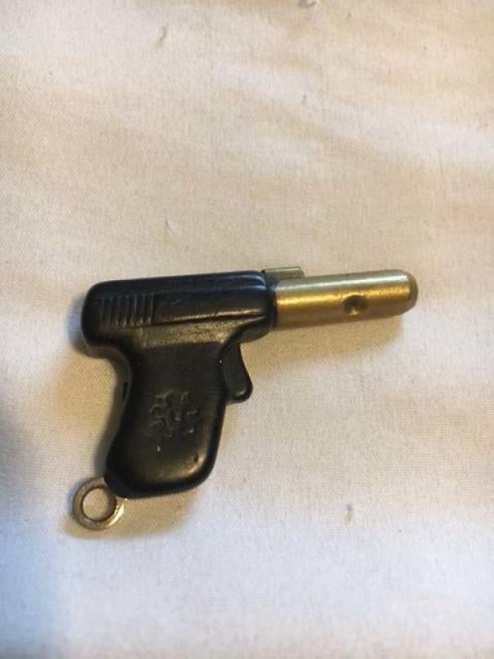 Found In A Coinstar Return Slot. Looks Like Some Type Of Key In The Shape Of A Gun.