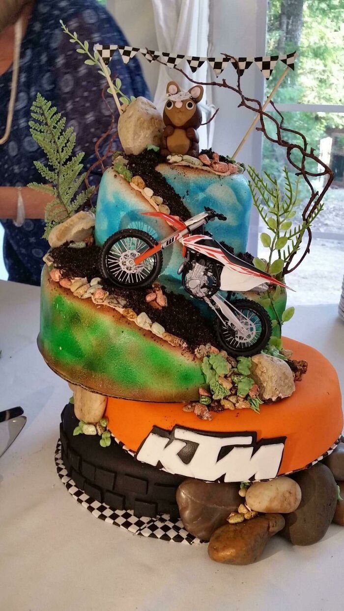 This Is... My Buddie's Wedding Cake
