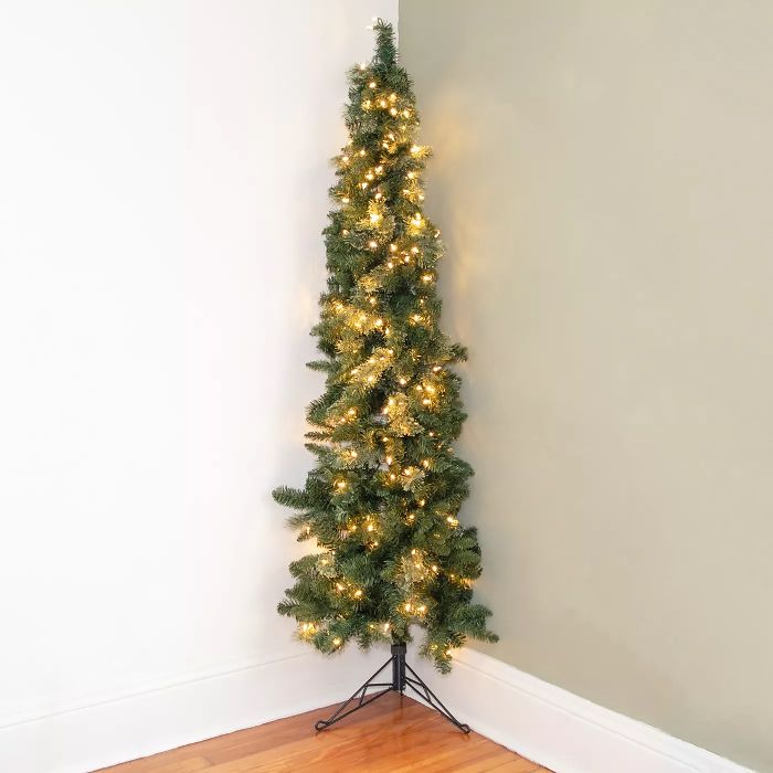 You Can Now Buy A &lsquo;Half Christmas Tree&rsquo; If You Hate Decorating The Back And Want To Save Space
