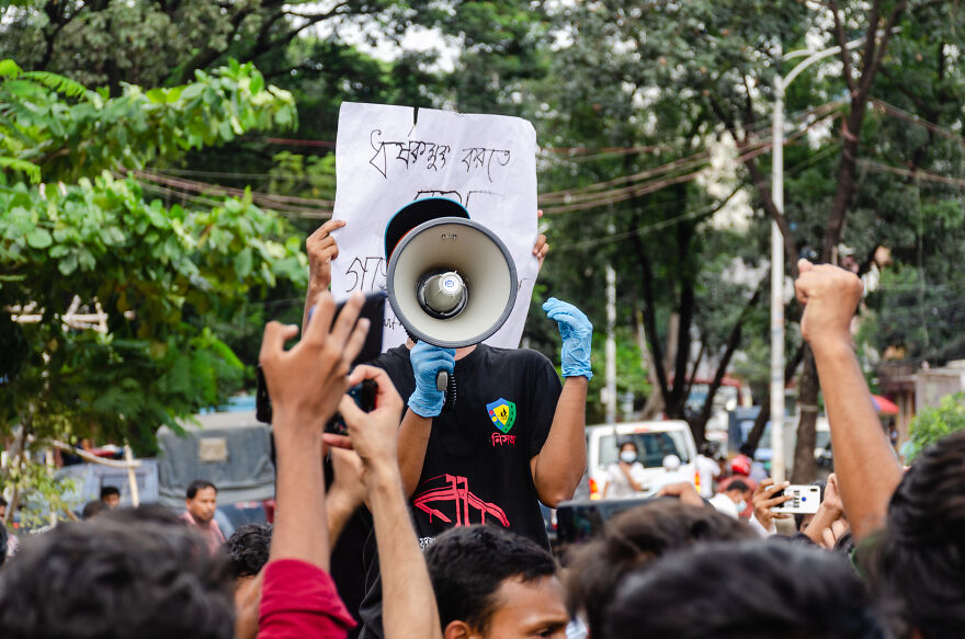 Photographer Shows The Protest Against Rape In Bangladesh. Photographer Shows The Protest Against Rape In Bangladesh.