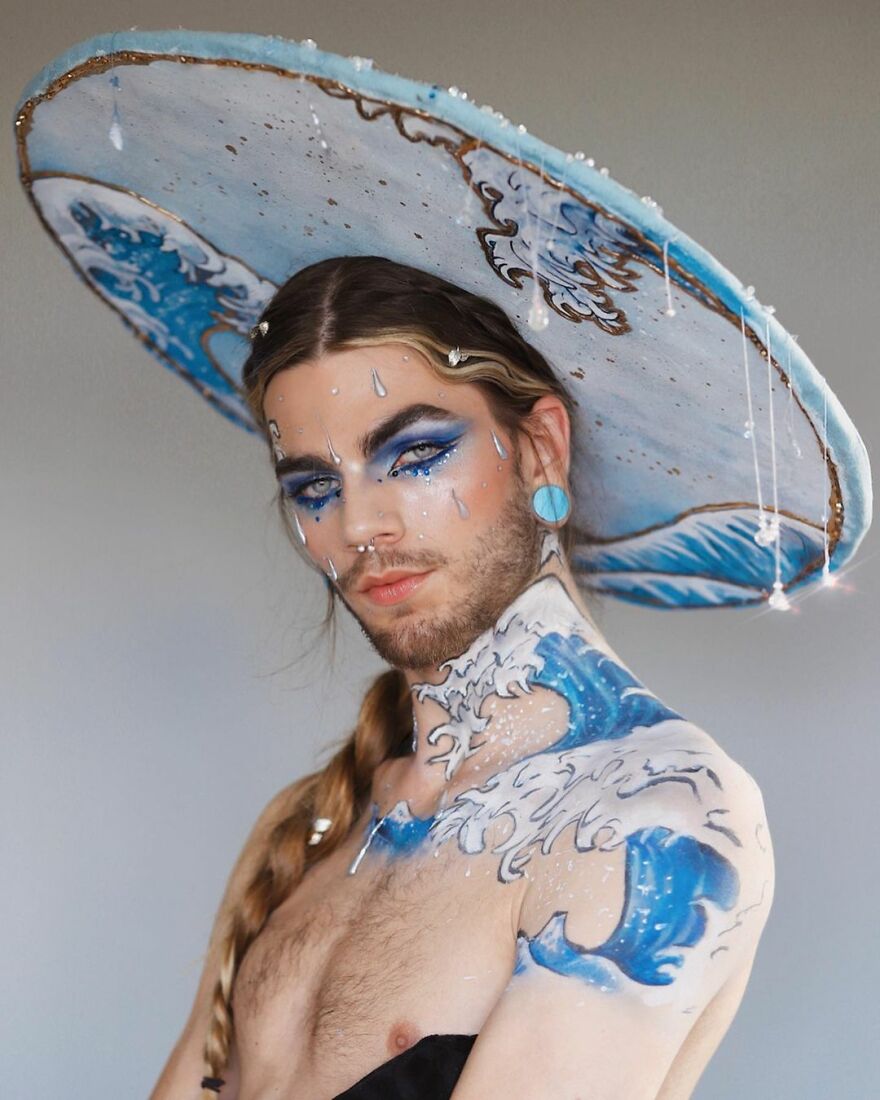 21-Year-Old Makeup Artist Uses His Face And Body As A Canvas To Recreate Famous Paintings (10 Pics) 21-Year-Old Makeup Artist Uses His Face And Body As A Canvas To Recreate Famous Paintings (10 Pics)