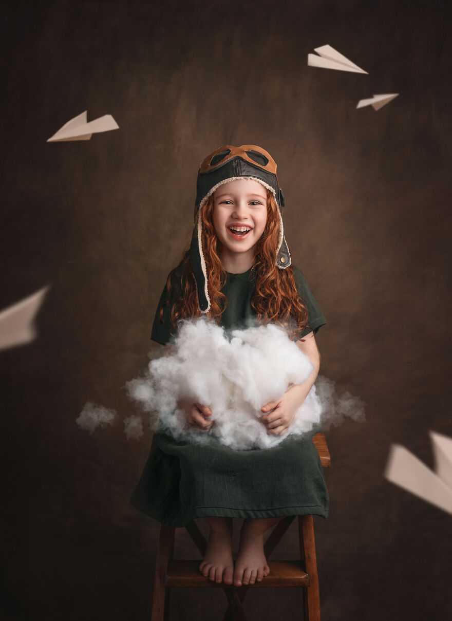 Artistic Portraits During Quarantine Time Using Artificial Light Artistic Portraits During Quarantine Time Using Artificial Light