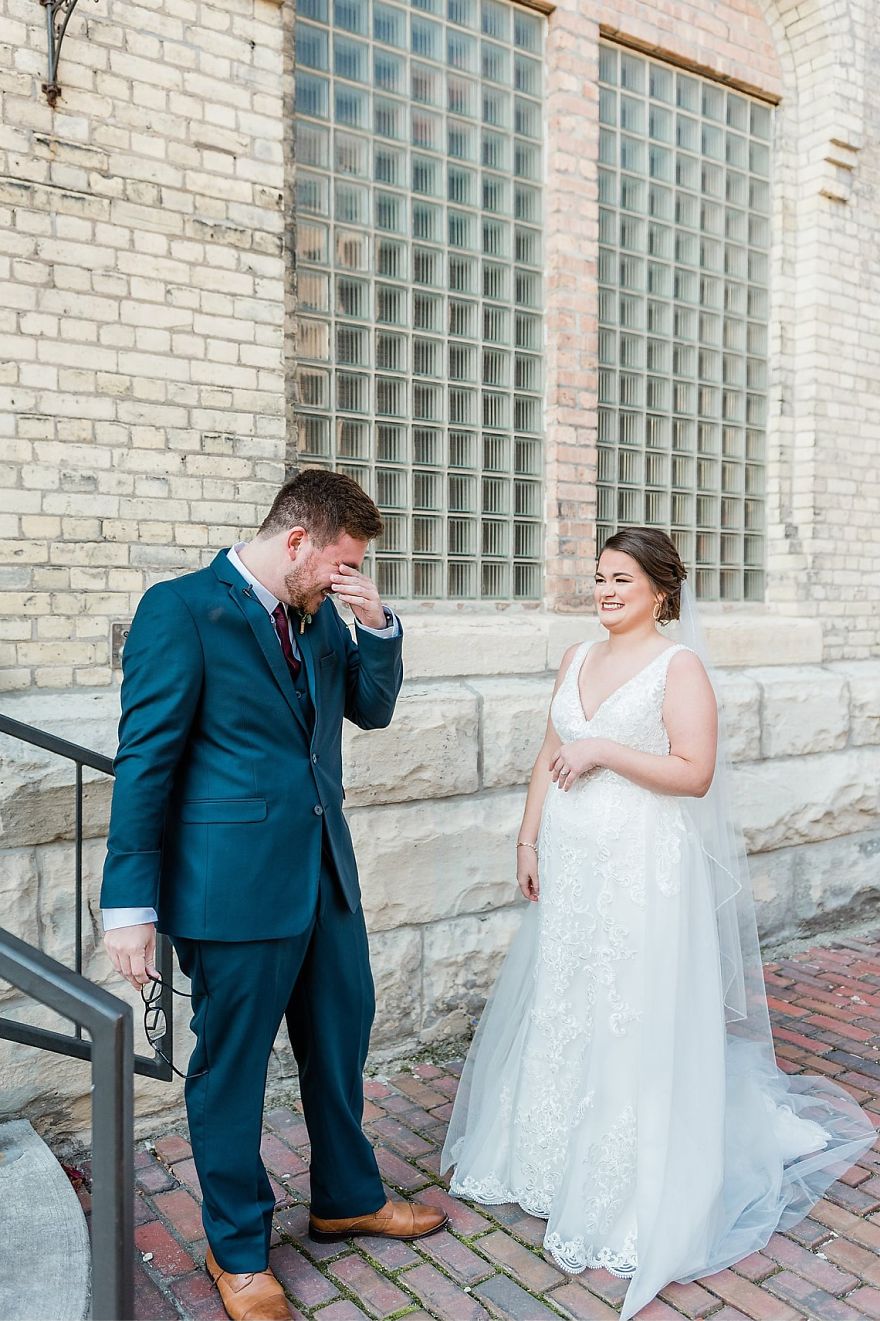 Funny Best Man Crashes First Look In A $60 Goodwill Wedding Dress