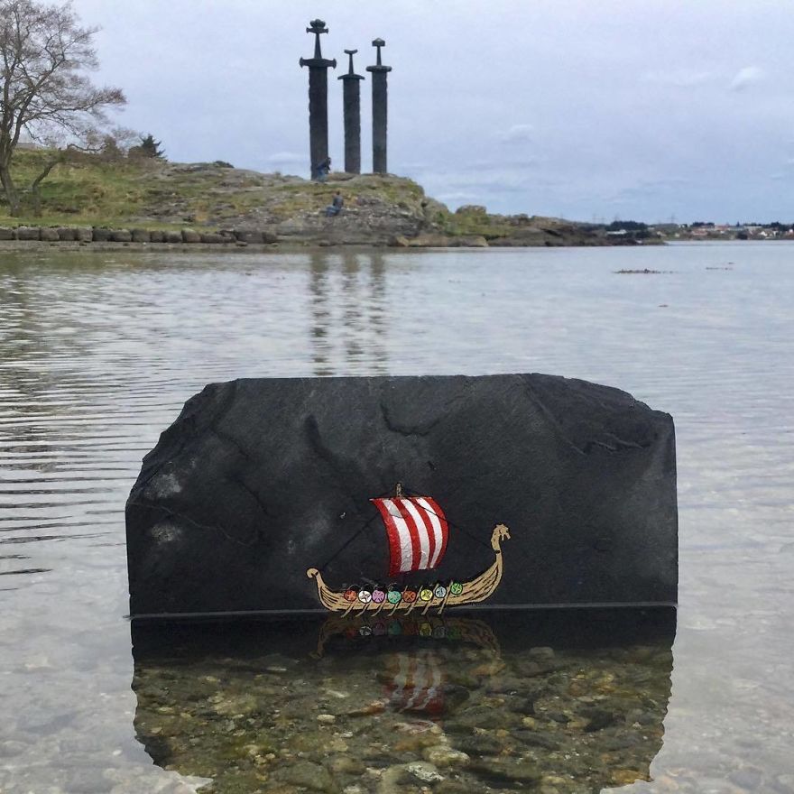 Street-Art-Graffiti-Interacts-With-Surroundings-Jps-Jamie-Paul-Scanlon