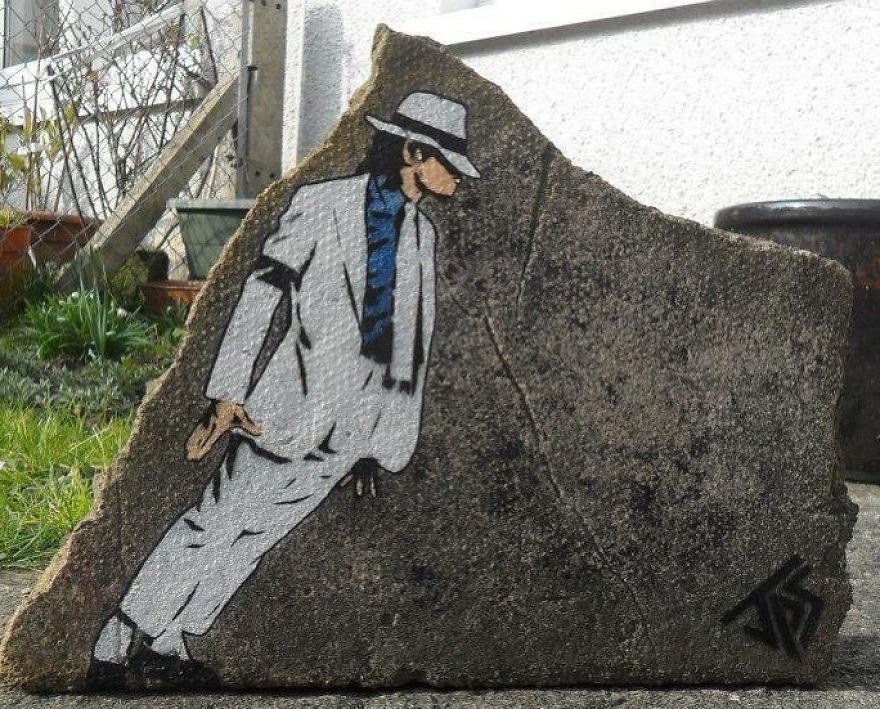 Street-Art-Graffiti-Interacts-With-Surroundings-Jps-Jamie-Paul-Scanlon