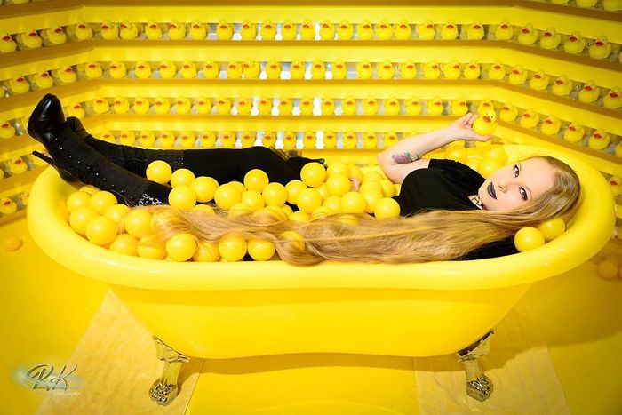 German Real-Life Rapunzel Hasn’t Cut Her Hair In 15 Years And It’s Now 3 Inches Longer Than She Is