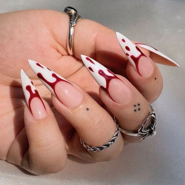 Creative-Halloween-Nail-Ideas