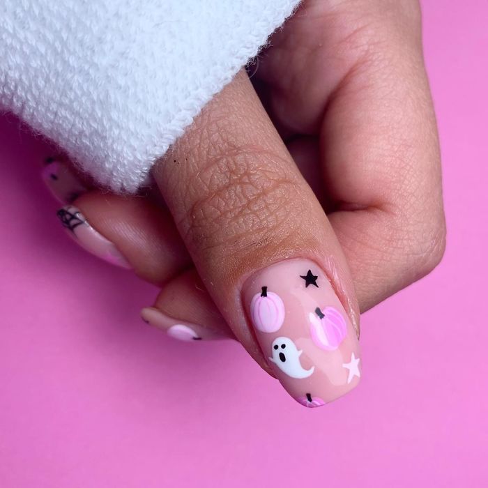 Creative-Halloween-Nail-Ideas