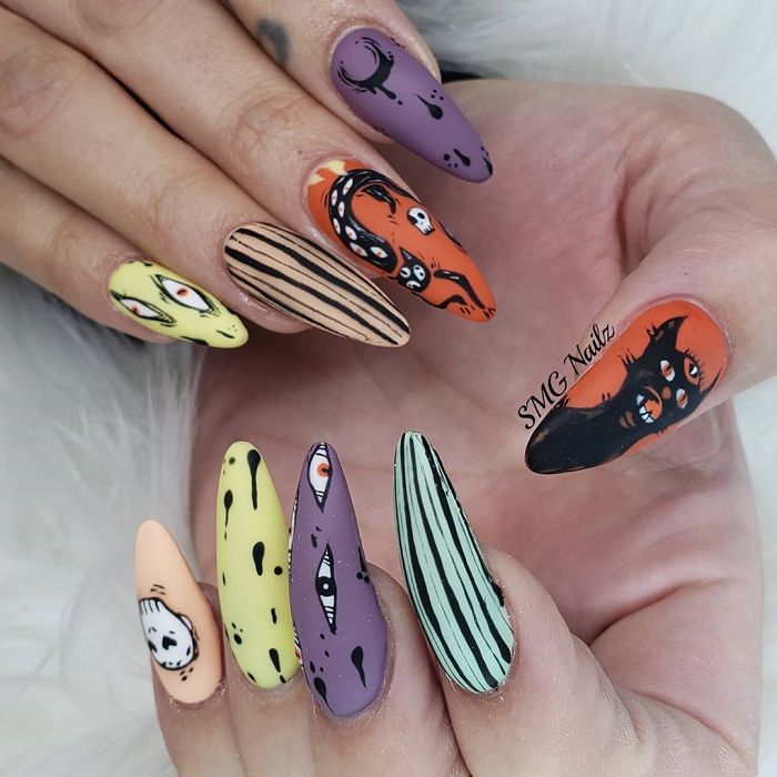 Creative-Halloween-Nail-Ideas