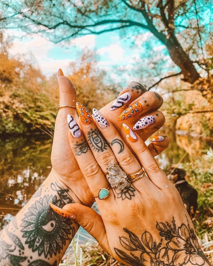 Creative-Halloween-Nail-Ideas