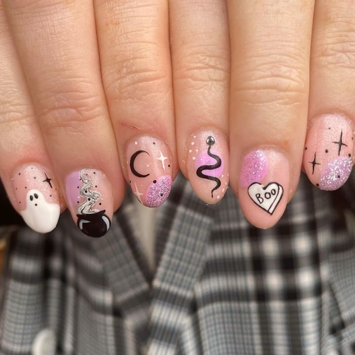 Creative-Halloween-Nail-Ideas