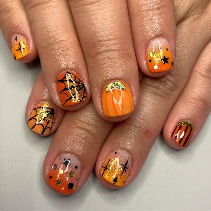 Creative-Halloween-Nail-Ideas