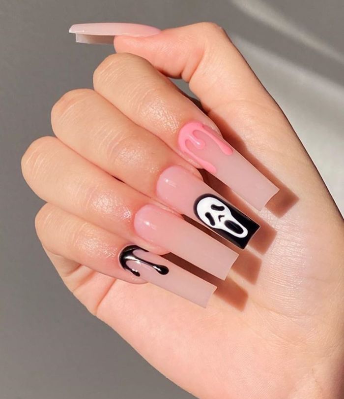 Creative-Halloween-Nail-Ideas