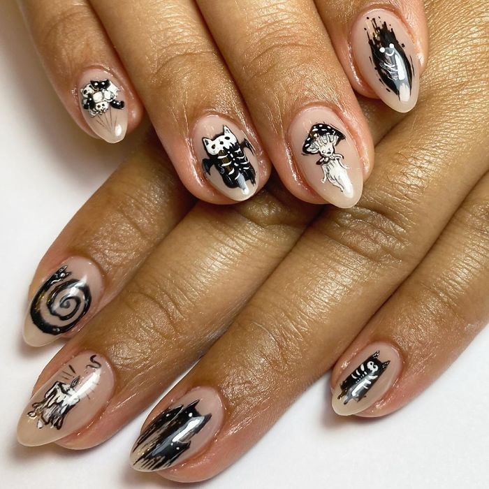 Creative-Halloween-Nail-Ideas