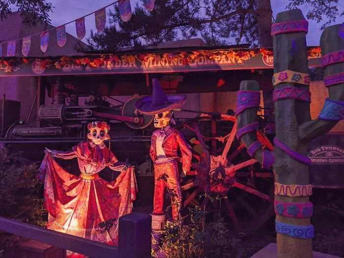 This Decoration Inspired By The Mexican Day Of The Dead