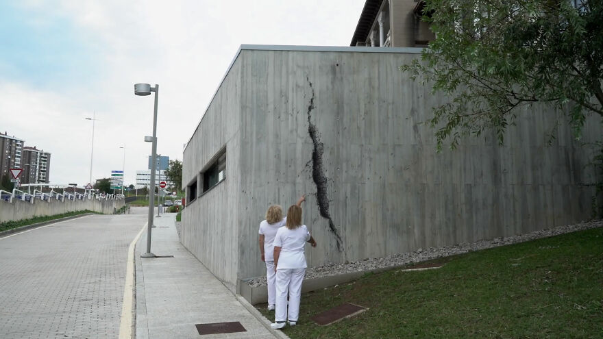I Painted Three Murals On A Local Hospital's Wall To Honor Health Workers During The Global Pandemic I Painted Three Murals On A Local Hospital's Wall To Honor Health Workers During The Global Pandemic