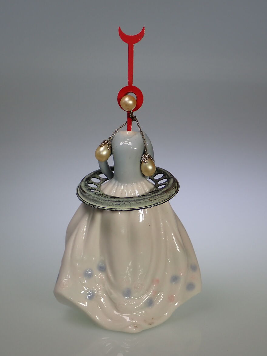 Merzkitsch Cabinet Of Curiosities