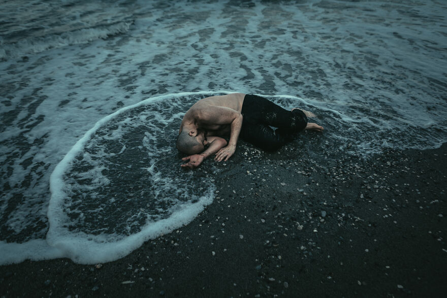 Italian Photographer Expresses His Inner World Through Emotional Images (38 Pics)