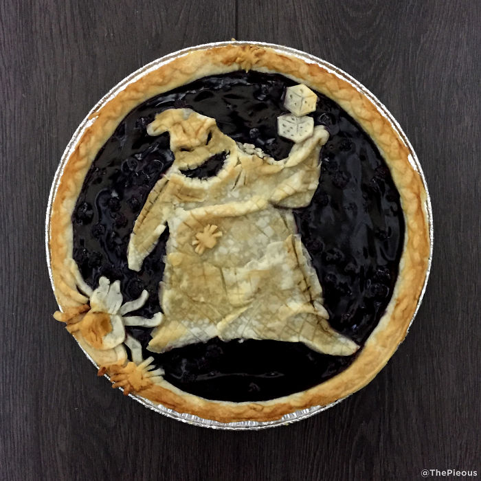 Halloween-Pies-Jassica-Clark-The-Pieous