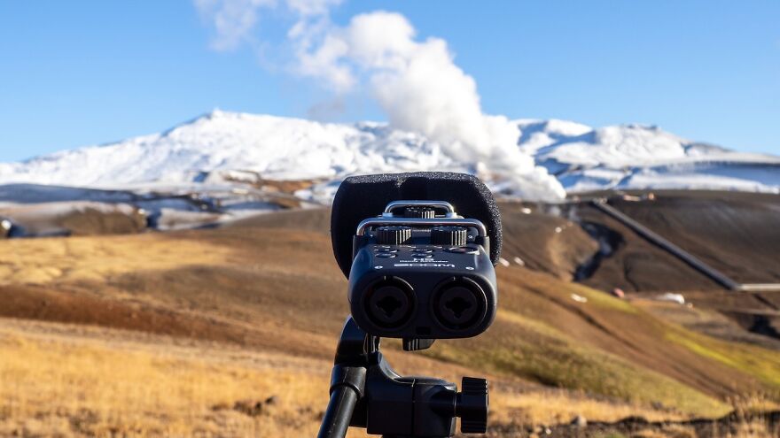 I Recorded The Sound Of Storm, Geysir, Puffins, Northern Lights And That Cave From "Game Of Thrones". Here Is The Sound Map Of Iceland. I Recorded The Sound Of Storm, Geysir, Puffins, Northern Lights And That Cave From "Game Of Thrones". Here Is The Sound Map Of Iceland.