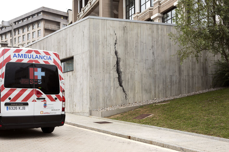 I Painted Three Murals On A Local Hospital's Wall To Honor Health Workers During The Global Pandemic I Painted Three Murals On A Local Hospital's Wall To Honor Health Workers During The Global Pandemic
