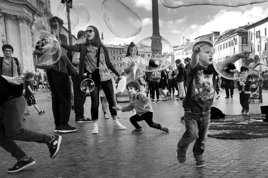 Roma (Remarkable Artwork In Street Photography Category)