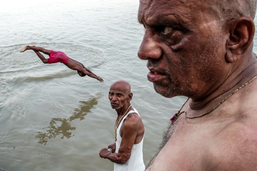 Street Play (Honorable Mention In Under 20 Category)