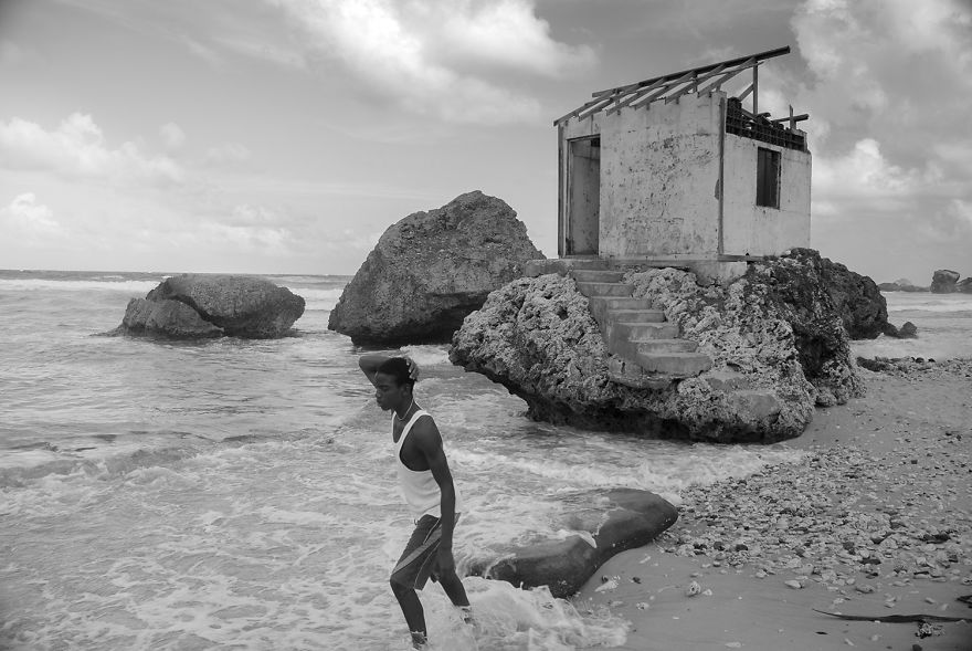 The Winners Of The Street Photography Competition By Independent Photographer Capture Life On The Streets Around The World The Winners Of The Street Photography Competition By Independent Photographer Capture Life On The Streets Around The World