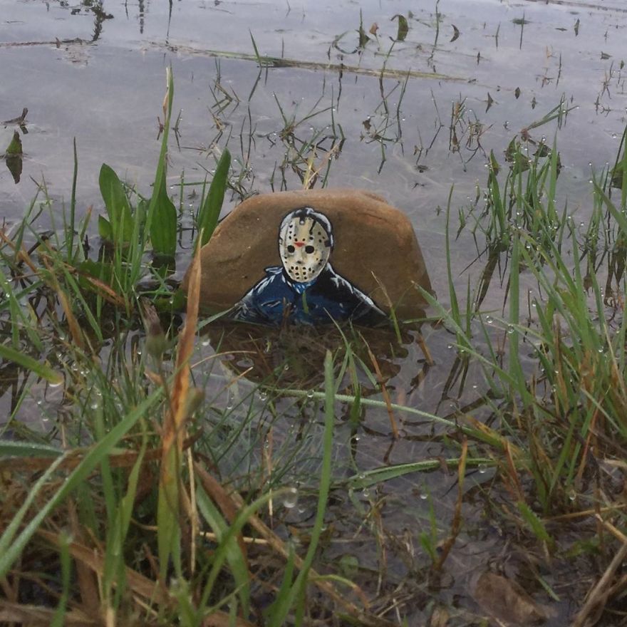 Street-Art-Graffiti-Interacts-With-Surroundings-Jps-Jamie-Paul-Scanlon