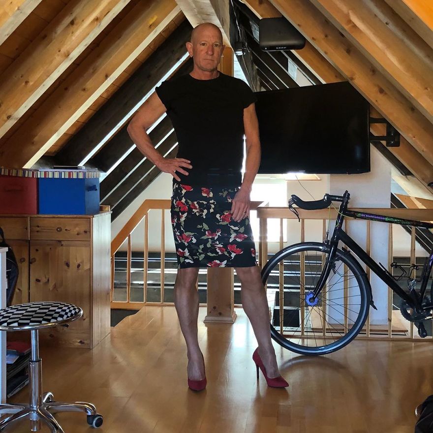 This Man In A Skirt And Heels Is Breaking Taboos, Questioning Standards, And Reinforcing That Clothes Have No Gender