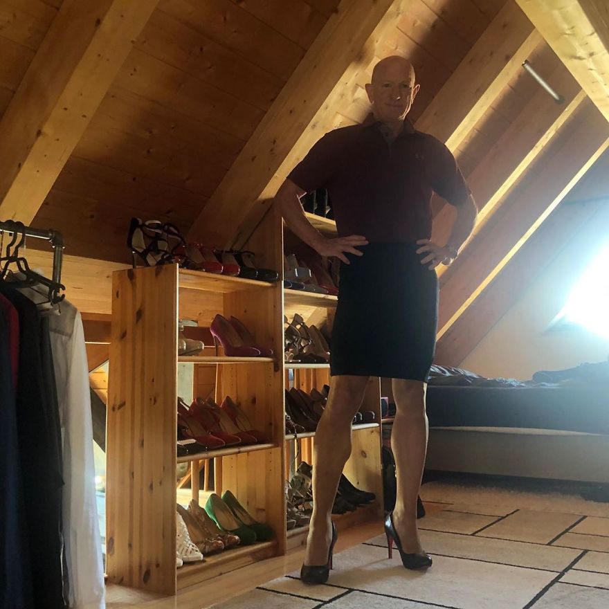 This Man In A Skirt And Heels Is Breaking Taboos, Questioning Standards, And Reinforcing That Clothes Have No Gender