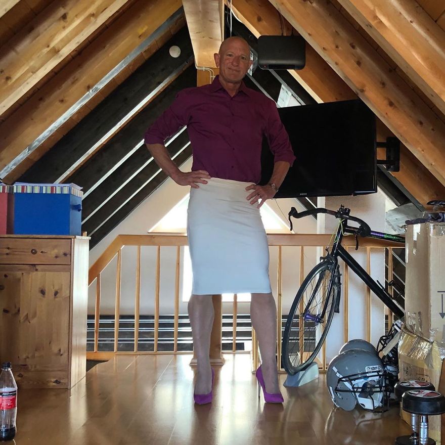 This Man In A Skirt And Heels Is Breaking Taboos, Questioning Standards, And Reinforcing That Clothes Have No Gender