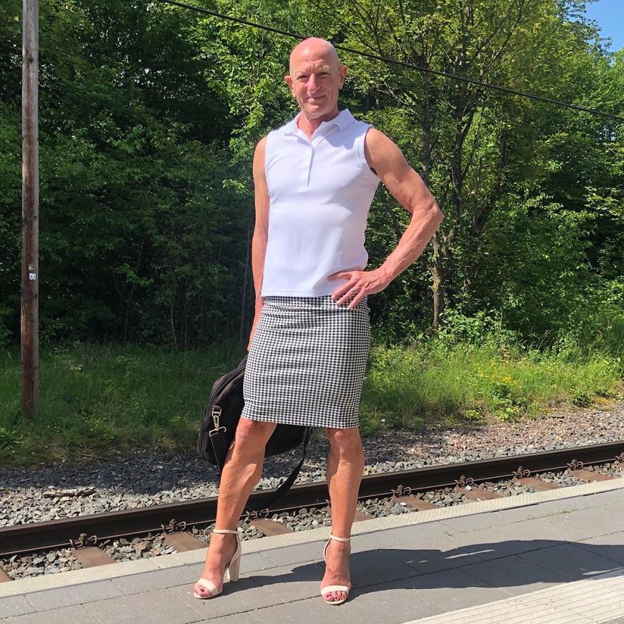 This Man In A Skirt And Heels Is Breaking Taboos, Questioning Standards, And Reinforcing That Clothes Have No Gender