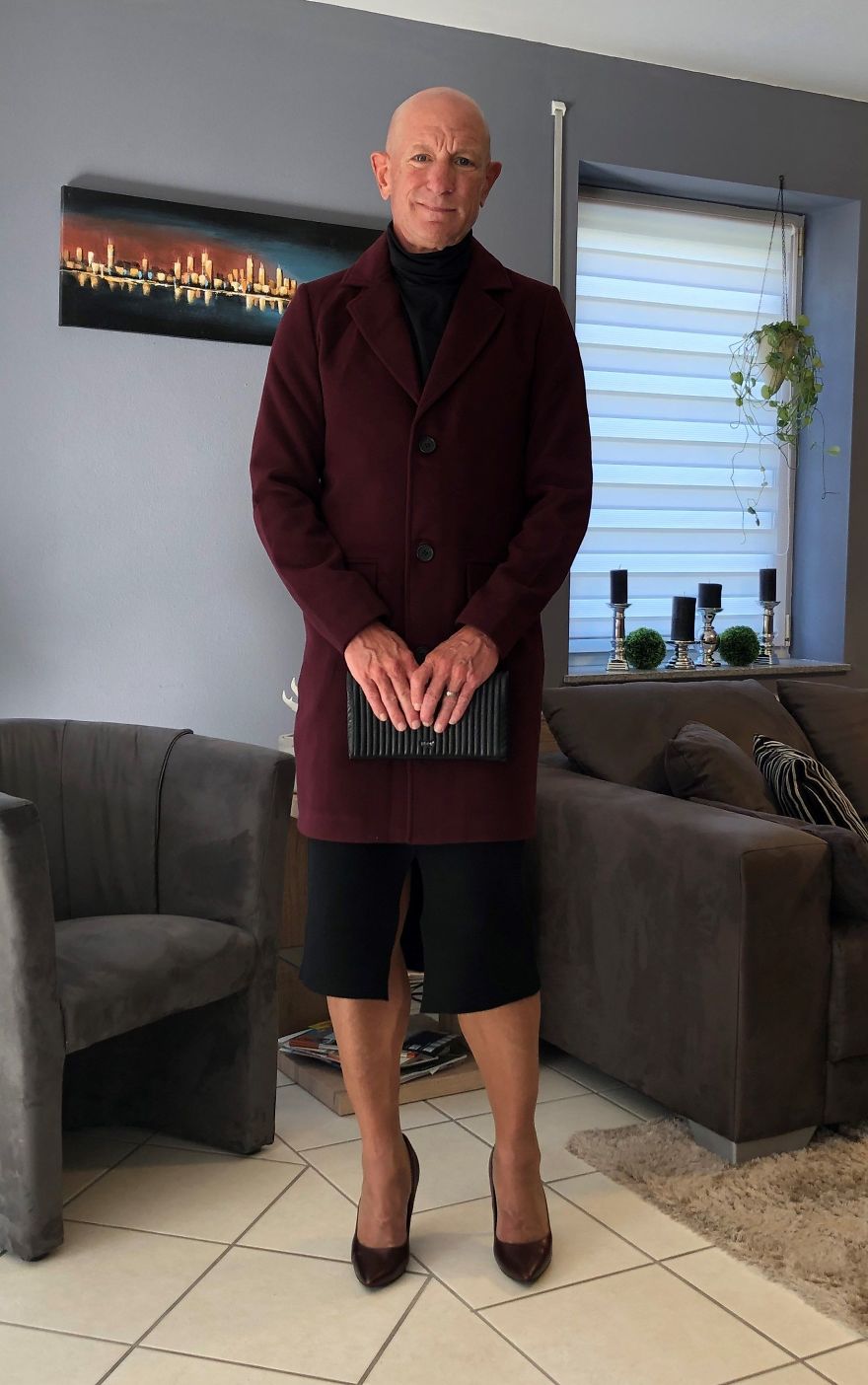 This Man In A Skirt And Heels Is Breaking Taboos, Questioning Standards, And Reinforcing That Clothes Have No Gender