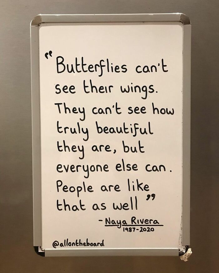 All-On-The-Board-Messages-Underground-London