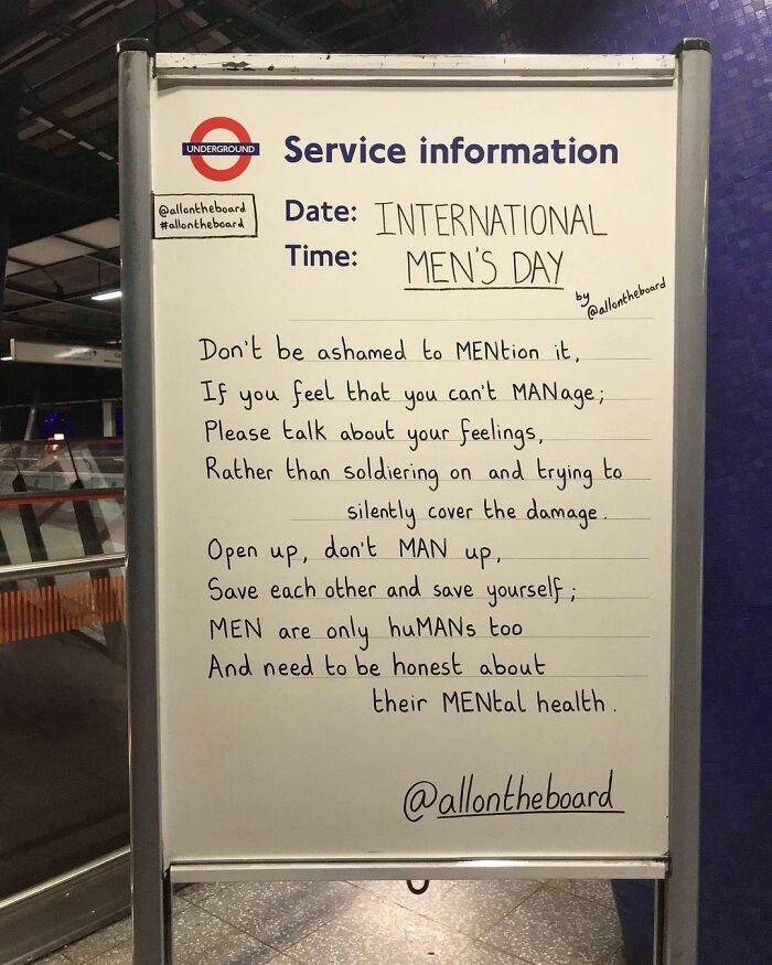 All-On-The-Board-Messages-Underground-London