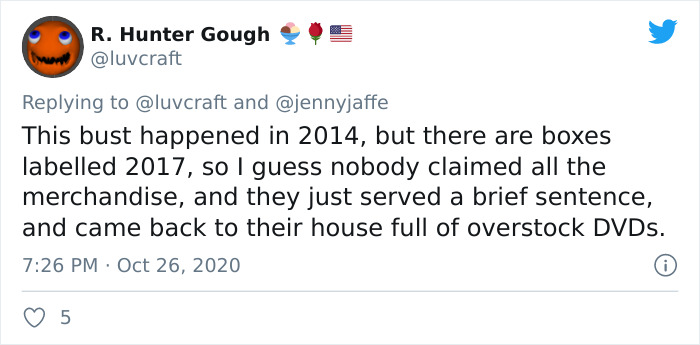 House For Sale Goes Viral Because The More You Look, The Crazier It Gets (28 Pics)