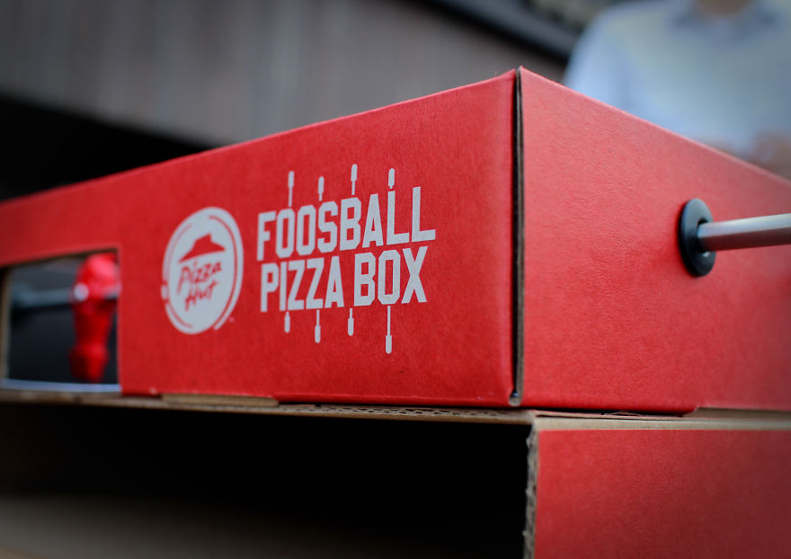 Pizza Hut's 'Foosball Pizza Box' Was Made For Pizza And Football Fans Pizza Hut's 'Foosball Pizza Box' Was Made For Pizza And Football Fans