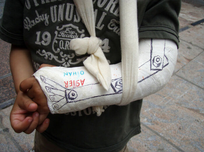 52 Times People Witnessed Their New Co-Worker Getting Fired So Fast, They Shared It Online