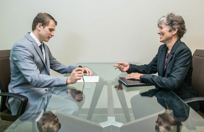 52 Times People Witnessed Their New Co-Worker Getting Fired So Fast, They Shared It Online