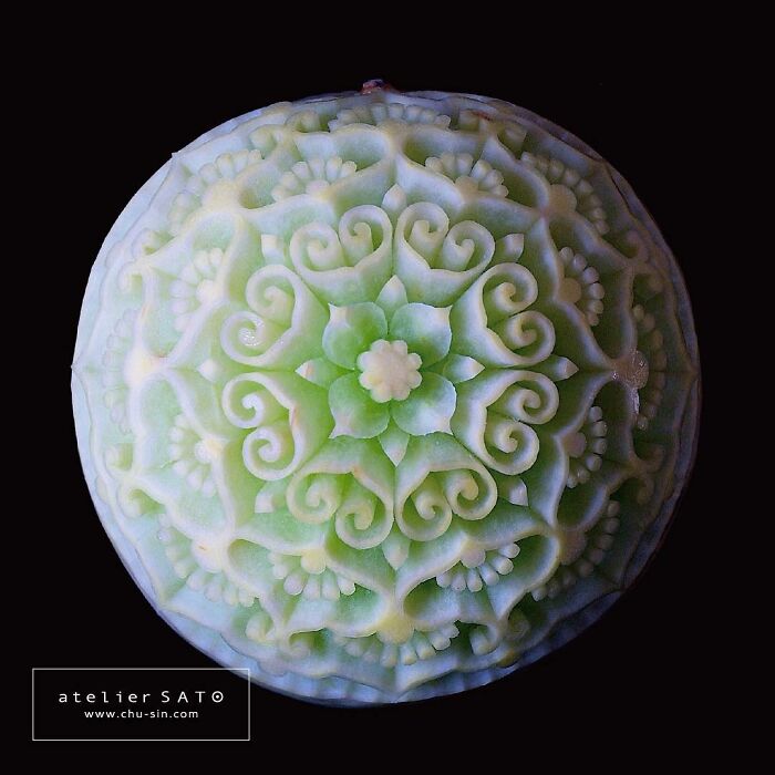 Fruit-Carving-Art-Tomoko-Sato