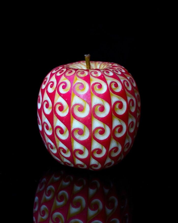 Fruit-Carving-Art-Tomoko-Sato
