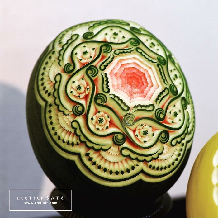 Fruit-Carving-Art-Tomoko-Sato