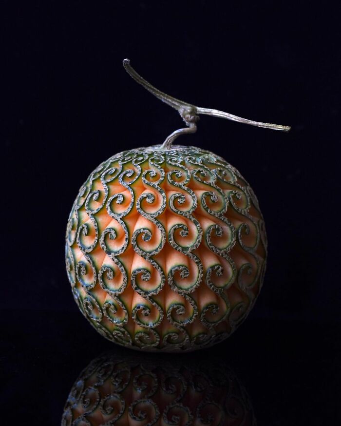 Fruit-Carving-Art-Tomoko-Sato