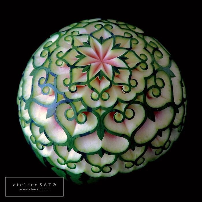 Fruit-Carving-Art-Tomoko-Sato