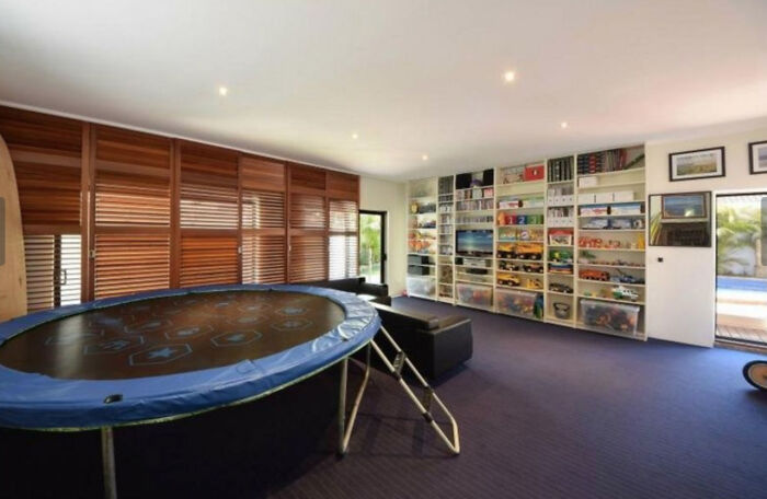 Terrible Real Estate Agent Photos